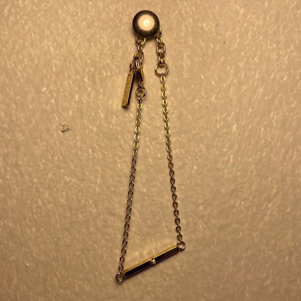 gold bracelet
